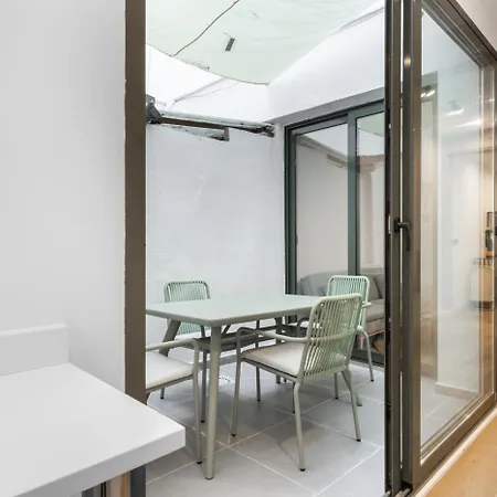 Turia Flats By Nomad Host דירה ולנסיה